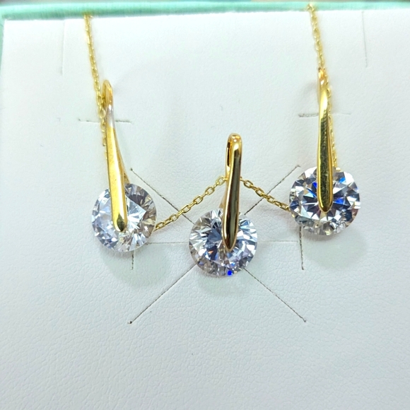Real Cubic Zirconia Gold Plated Silver Set - Picture 2 of 10